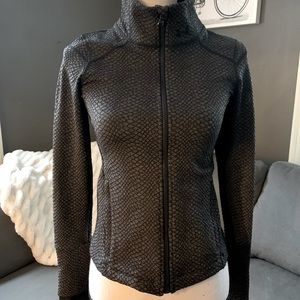 Sporty bomber running jacket